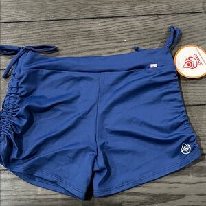 NWT Shakti Sidestrimg Shorts for Women